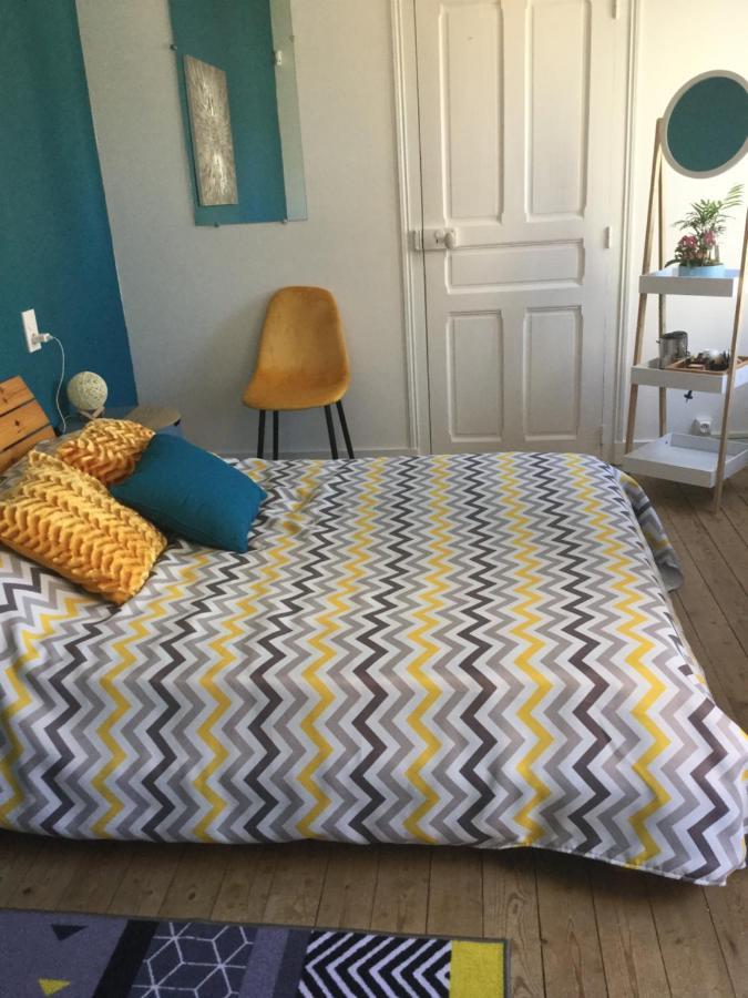 Les2 Cerisiers Apartment Понторсон Екстериор снимка